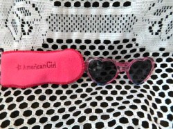 AMERICAN GIRL DOLL EYEGLASS PINK CASE, HEART SHAPE SUNGLASSES